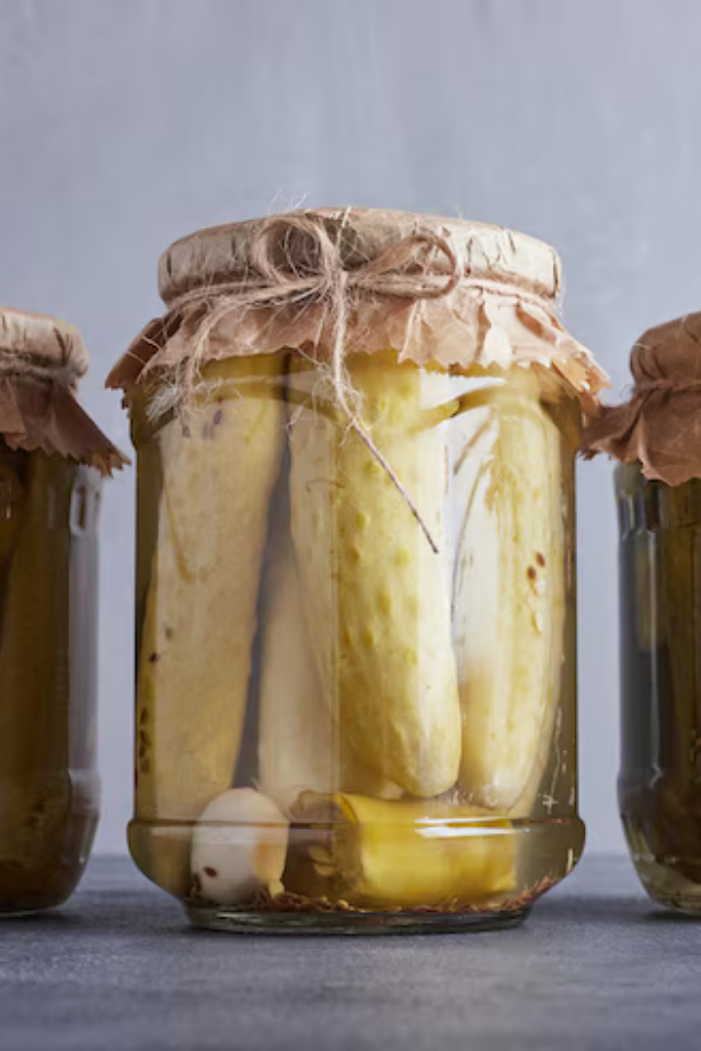 pickled-cucumbers-glass-jars